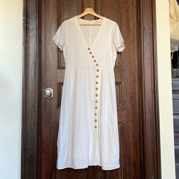madewell white linen dress Women's Embroidered Mini Shift Dress in 100% Linen - Size L